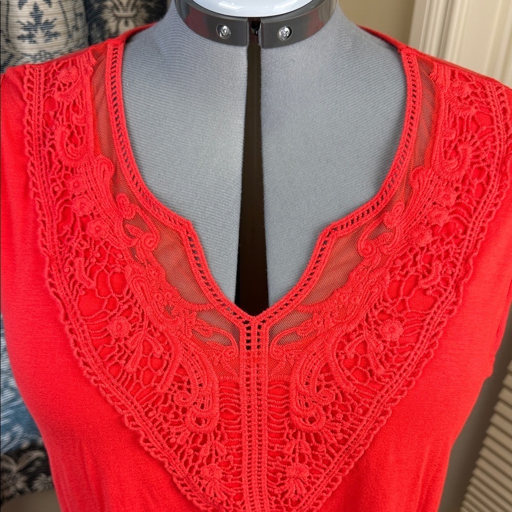 Dalia Bright Coral Red Crochet Lace V-Neck Sleeveless Blouse Top Women's Size XL - Picture 2 of 9